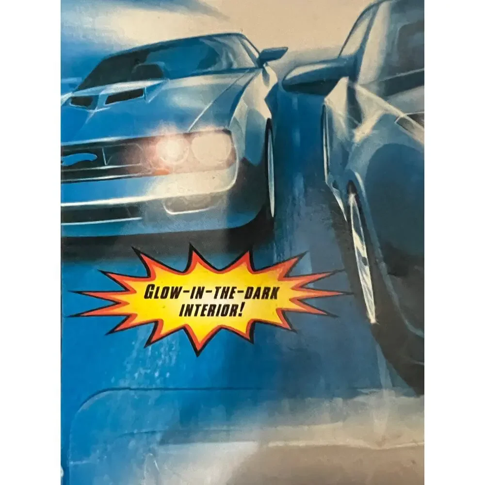 Hot Wheels 2007 X-Raycer 04 Vendetta Glow In Dark Diecast Car Translucent New